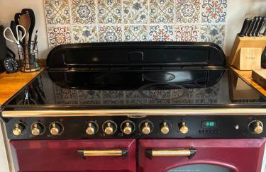 Charming 3-Bed Home in Quaint Lincolnshire Village - Photo 9