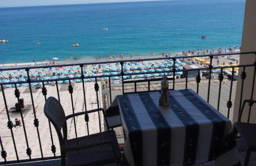 Lido Resort - Photo 25