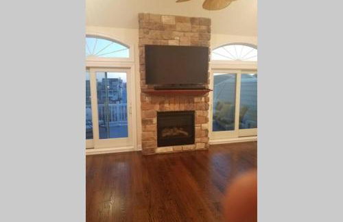 Ocean and Beach Views from Five Decks in Ortley Beach - Foto 23