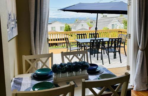 Old Tacoma Victorian Charm with water views - Foto 1