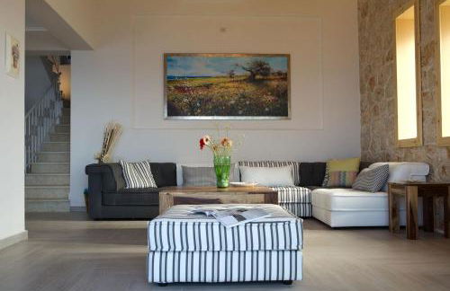 Thea Thalatta Villas - Photo 20