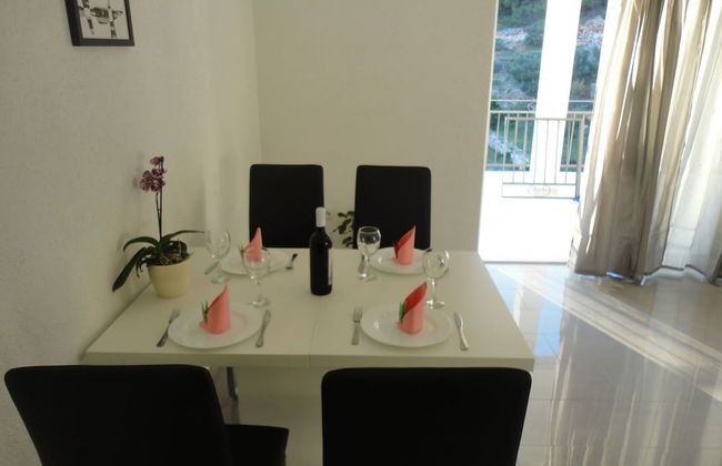 Adorable Apartment With Terrace & Beautiful Sea View Near the Sea Bay - Foto 3