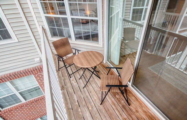 VA - Avalon - Apt 302 - Photo 5