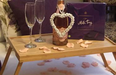 Corner Cottage - character, charm, great location. - Foto 28