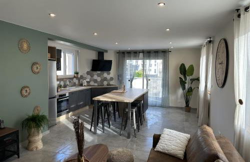 Maison calme avec terrasse-garage centre ville D - Foto 3