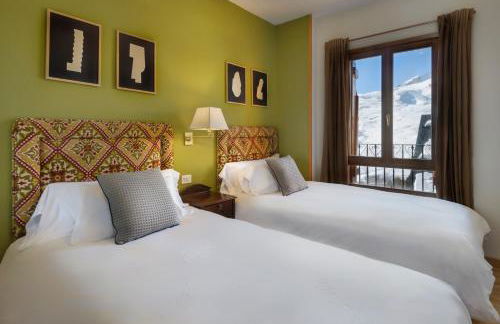 Montesqui Formigal, exclusivo ático con vistas a pistas, guardaesquis y garaje - Foto 13