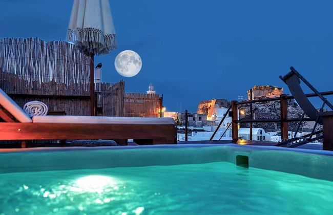 Santorini Rooftop Hot Tub Suite w Panoramic Views - Foto 4