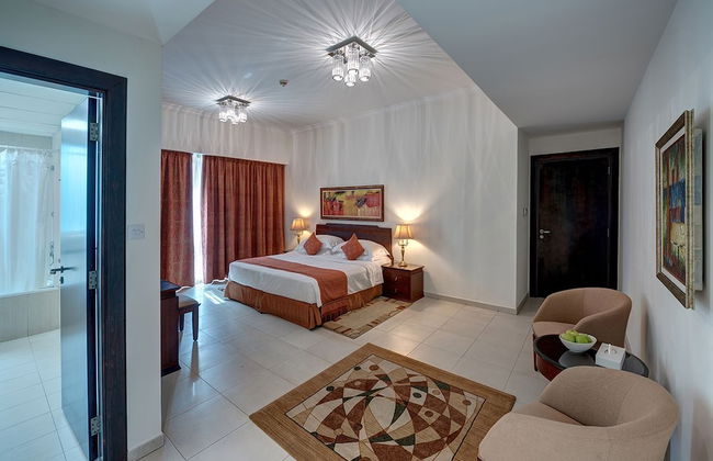 Marina Hotel Apartments - Photo 6