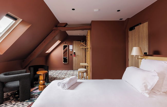 Hôtel Cloître - Entrée autonome, réception en ligne - Encore Mieux - Foto 7