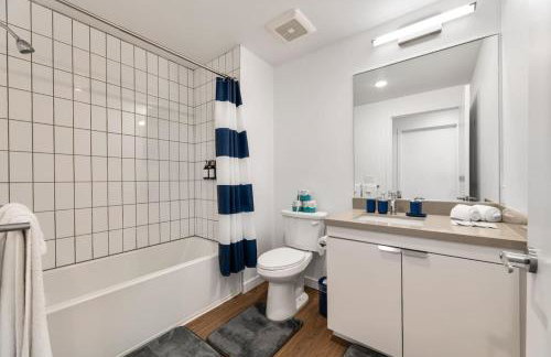 Little Tokyo Gem, Steps from Shops with Free Parking - Foto 27