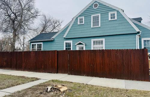Bright & Cozy 2BR | Near Downtown, MSU & Hospitals - Foto 4