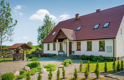 Nice Home In Pl-76-113 Postomino - Foto 1