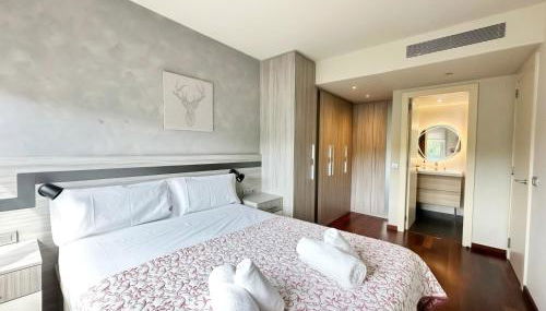 Barcelona Forum Pool and Parking included and Beach 5min - Photo 2, wardrobe