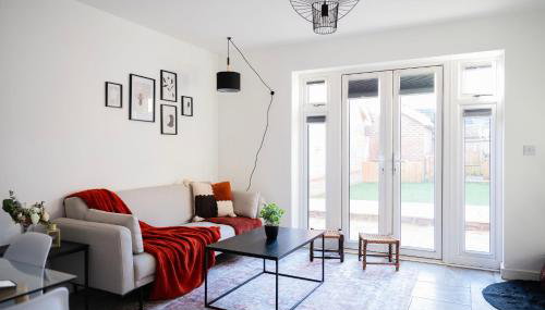 Luxurious 3-Story Townhouse, sleeps up to 10! - Foto 1