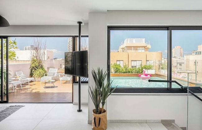 Mr. Louis - By TLV2GO - Photo 78