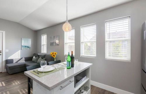 Modern Guesthouse w Private Patio and Hot Tub - Foto 26