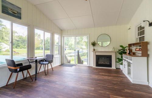 Entire Home on the water, 2 kayaks, Game room, Firepit, BBQ grill, Netflix WiFi - Foto 16