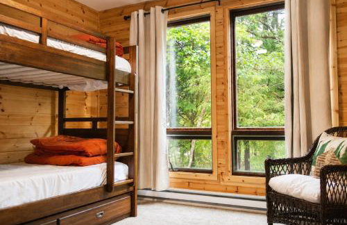 Clocked Out Cabin with Lake Access, Fire Pit, Games - Foto 18