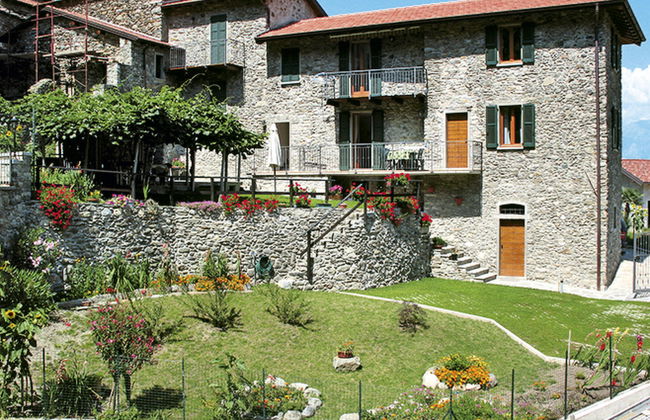 2 bedroom Apartment in Cremia with garden - Photo 1