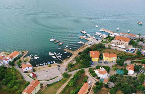 Oak Meadow Apartment - Photo 77