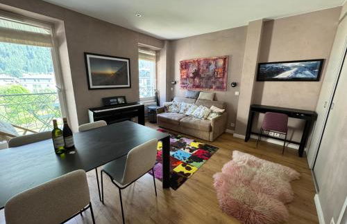 Chamonix city center rue Paccard - Photo 2