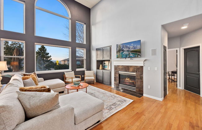 Spacious Home W/ Fun Amenities | Lake & Mtn Views - Foto 12