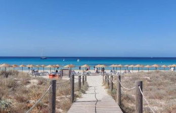 Ca Mestral Son Bou Urbanización típica menorquina. - Foto 20