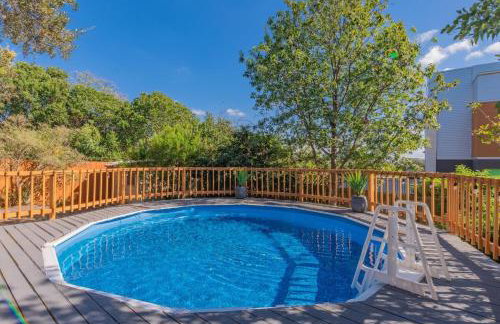 Texas Vacation Home, Game Room & POOL by Sixflags - Foto 57