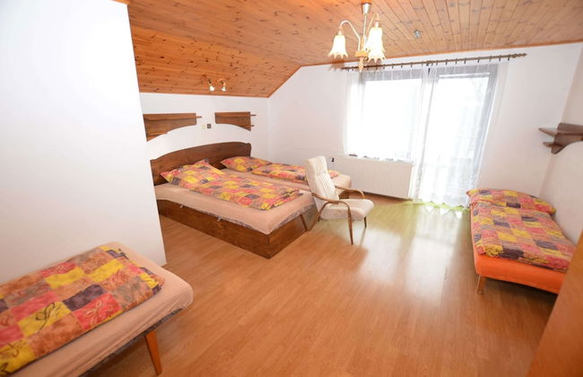 Villa in Zelenecka Lhota With Private Pool - Foto 15