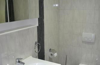 2x Monteurwohnung 1x 2 kleine Einzelzimmer 1x Doppelbett und Schlafcouch im Wohnbereich - Foto 25