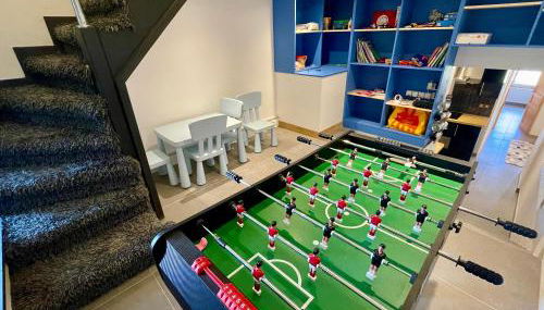 Ski in-Ski out! Spacious & Stylish Apartment for 8 in the heart of Lavachet - Foto 5