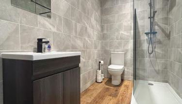 Studio Apartment in Paull, near Saltend, Hull with parking - Foto 5, Shower