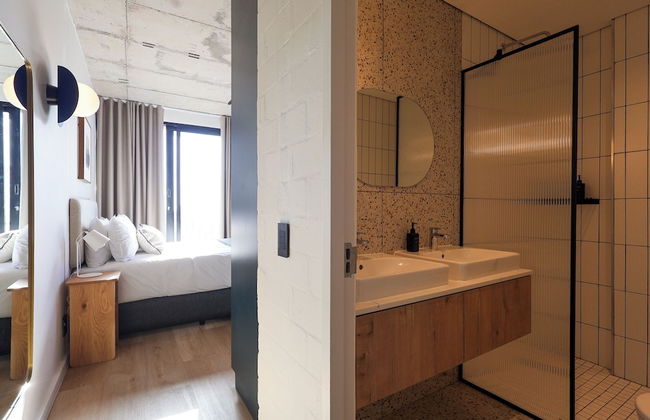 THREE43 on B - Fluent Serviced Apartments - Foto 22