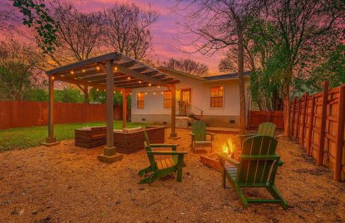 Walk to ACL, Fire Pit, Fenced Yard, SoCo Spot - Foto 15