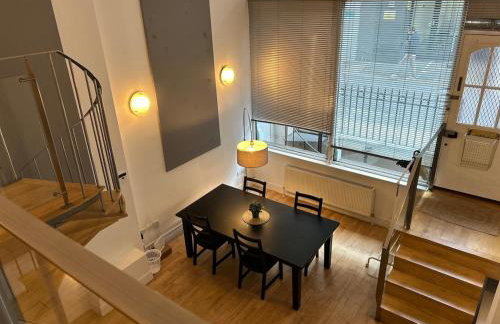 Designer Soho Loft - Photo 6