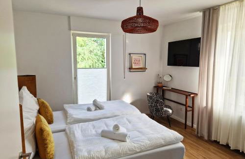 Living 15 - Photo 10