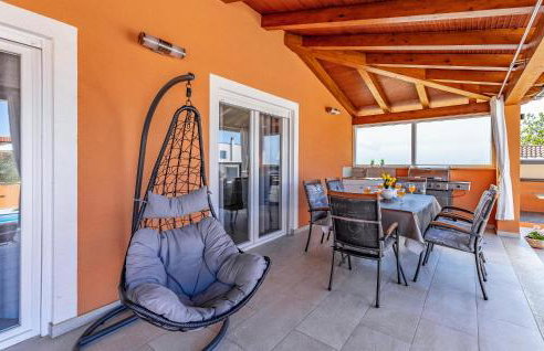 Amazing Home In Pula With Kitchen - Foto 17