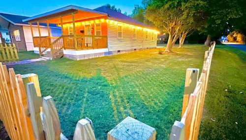 Cottage in Heart of Colonial Beach, 7 Mins Walk to the Beach - Foto 2, Garden, Garden view