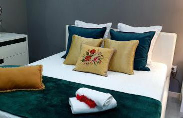 Villa Palace Fernandes with Jacuzzi - Photo 27