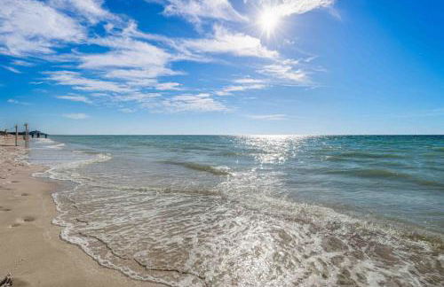 The Sunshine Social - Photo 31