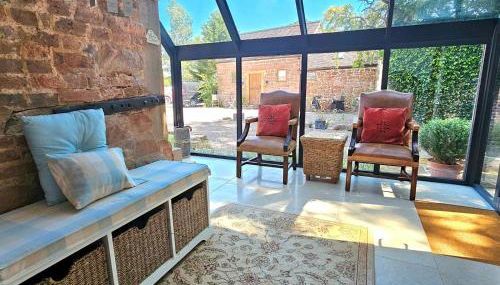 Beautiful Views Historic 16th Cent Barn Conversion - Pass the Keys - Foto 5, Other