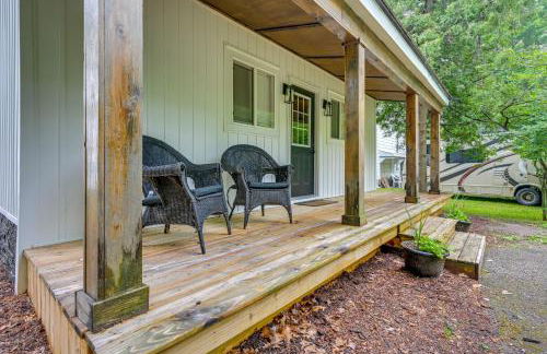 Cozy Waterfront Hale Cottage on Long Lake! - Foto 32