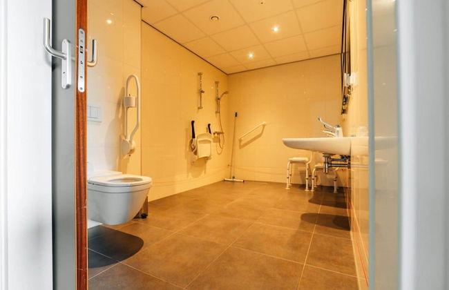 Holiday Home for Group With Sauna and Pool - Photo 18