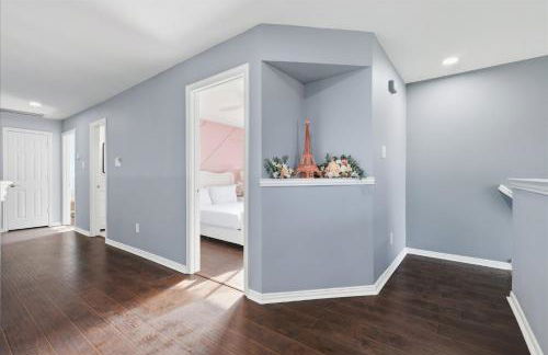 Parisian-Inspired 5-BD w Pool Playground Cinema - Foto 42