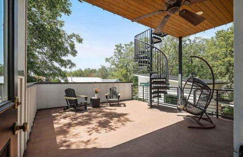 Modern Home with Casita - Balcony & Mins to DT ATX - Foto 34