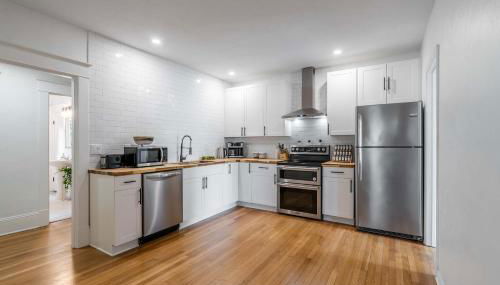 Newly Reno'd Historic Mansion 1 Mile to UF & DT - Photo 4