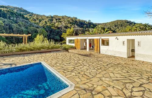 Sítio com Churrasqueira, Piscina, Lago e Natureza - Foto 40