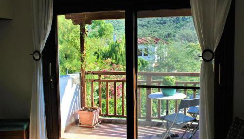 Estia Kleio - Foto 2