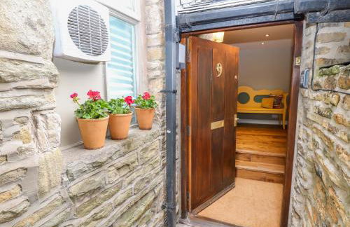 River Cottage Hayfield - Photo 3