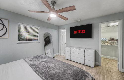 East Boca Getaway with Hot Tub Near Beach and Mizner Park - Foto 10